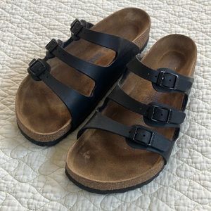 Birkenstock Floria soft bed, vegan upper, size regular/wide 39.  Like new!